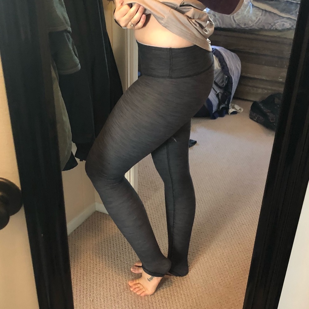 Lululemon size four charcoal color yoga pants